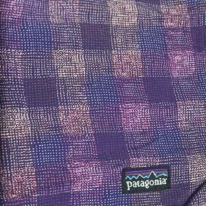 Patagonia Shorts Girls Size XL- 14 US
Pull On Purple Baggies